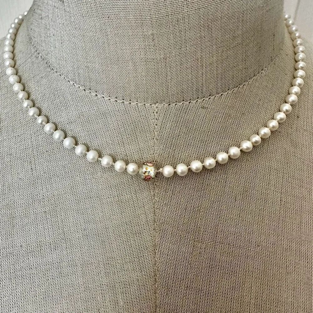 Pearl glass bead sterling silver clasp necklace